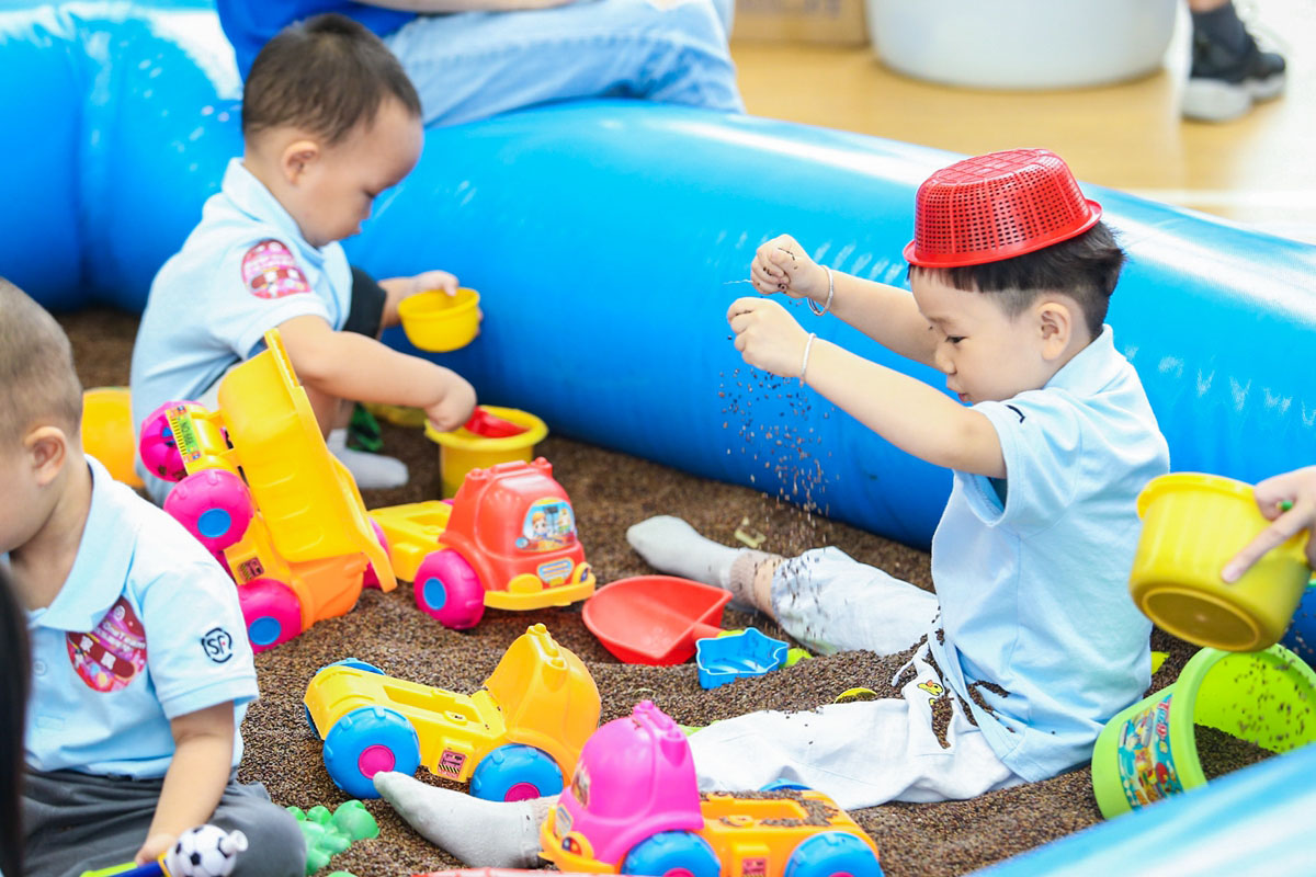 顺丰上海员工欢乐嘉年华