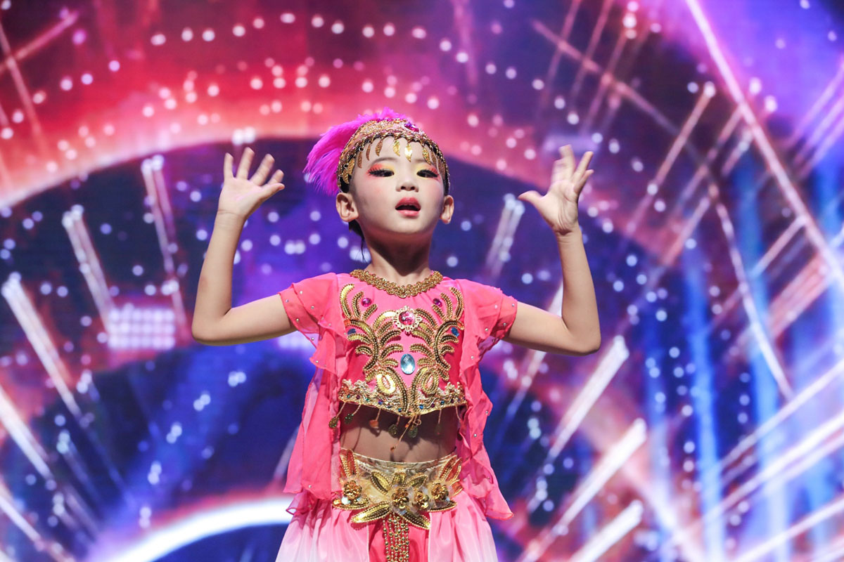 2021绽放的向阳花全国青少儿美术盛典上海站