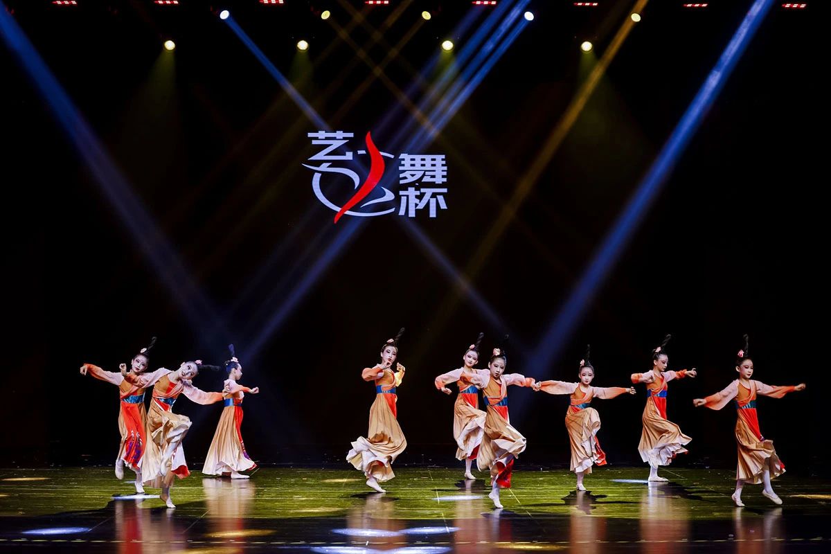 2024年暑期“艺舞杯·艺语杯”全国青少年艺术展演