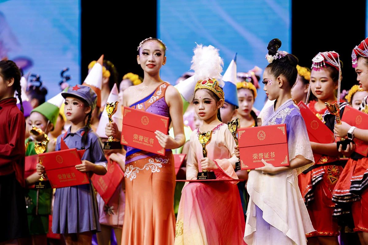 2024《玉兰花蕾》全国青少年儿童艺术展演